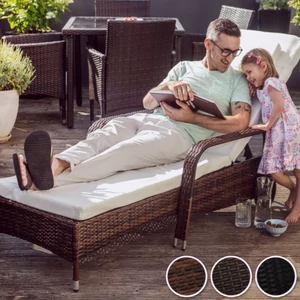 Rattan nyugágy, 3 színben kerekekkel, párnával, többpozíciós háttámlával. Rattan nyugágy, 3 színben kerekekkel, párnával, többpozíciós háttámlával.