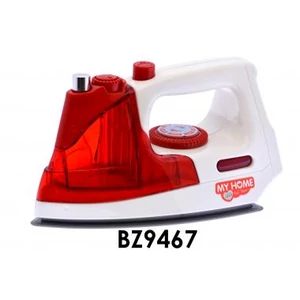 Vasaló elemes, hangot ad, világít és spriccel Vasaló elemes, hangot ad, világít és spriccel