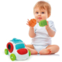 Kép 4/4 - Clemmy Baby: Puha kocka gyűjtő kisautó - ajándék kockákkal